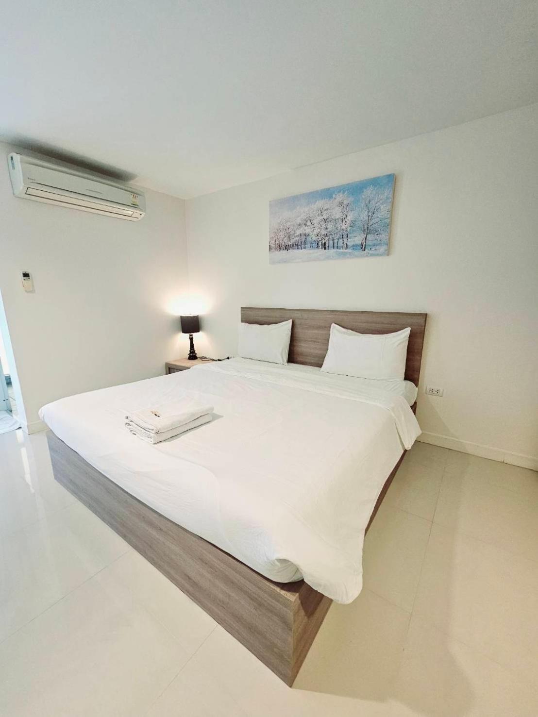 Similan Mansion Hotel Bang Saen Ngoại thất bức ảnh